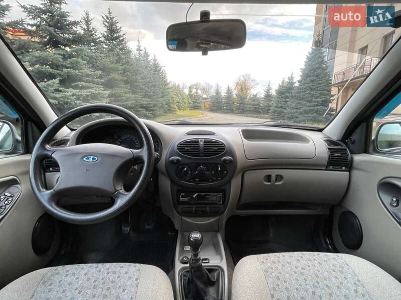 Хэтчбек ВАЗ / Lada 1119 Калина 2008 в Харькове