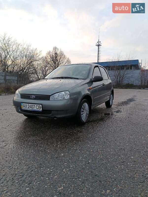 Хэтчбек ВАЗ / Lada 1119 Калина 2009 в Харькове фото Хэтчбек ВАЗ / Lada 1119 Калина 2009 в Харькове