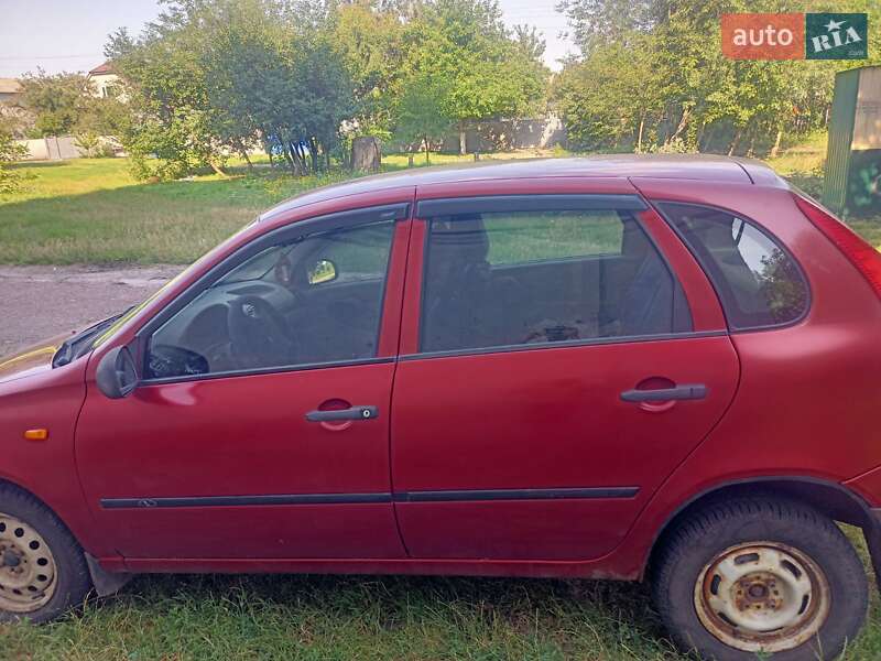 Хэтчбек ВАЗ / Lada 1119 Калина 2007 в Варве