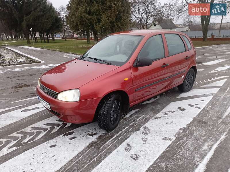 Хэтчбек ВАЗ / Lada 1119 Калина 2008 в Путивле