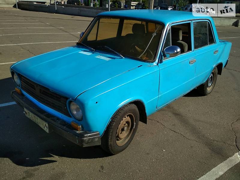 Седан ВАЗ / Lada 2101 1990 в Николаеве