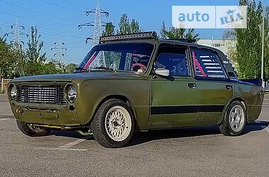 Седан ВАЗ / Lada 2101 1985 в Киеве