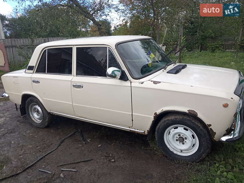 Седан ВАЗ / Lada 2101 1986 в Лысянке