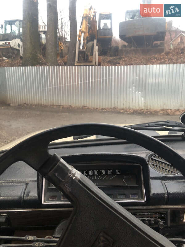 Седан ВАЗ / Lada 2101 1986 в Черновцах