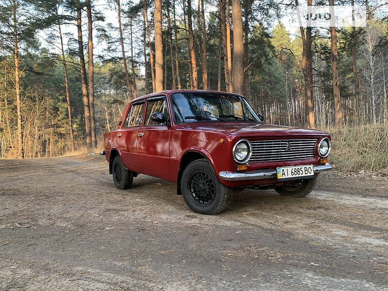 Седан ВАЗ / Lada 2101 1975 в Обухові