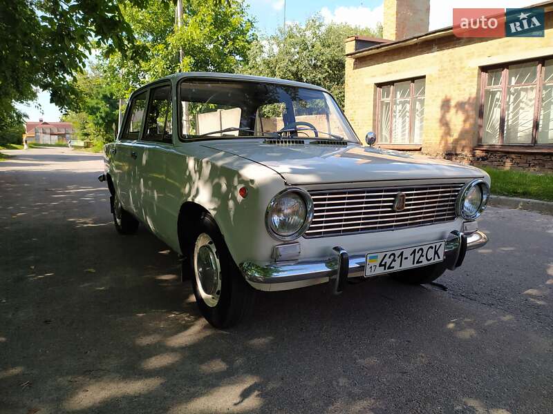 Седан ВАЗ / Lada 2101 1974 в Полтаві