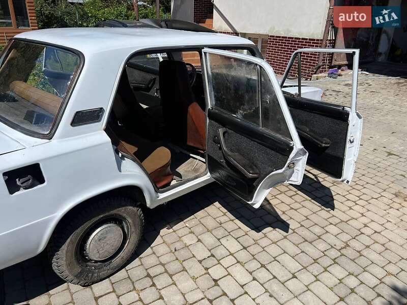 Седан ВАЗ / Lada 2101 1975 в Самборі