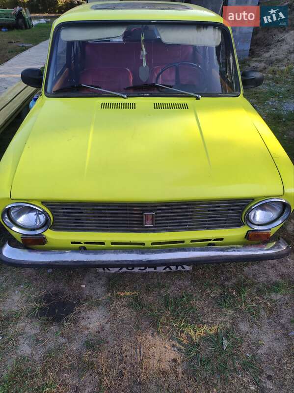 Седан ВАЗ / Lada 2101 1980 в Зміїві