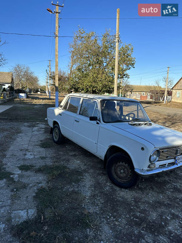 Седан ВАЗ / Lada 2101 1985 в Сарате