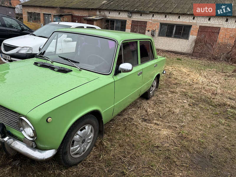 Седан ВАЗ / Lada 2101 1981 в Нежине