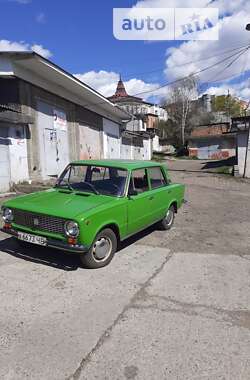 Седан ВАЗ / Lada 2101 1984 в Черновцах