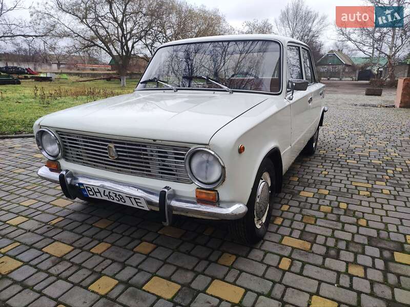 Седан ВАЗ / Lada 2101 1977 в Сараті