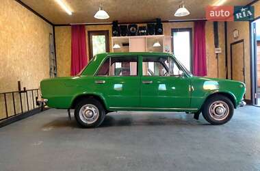 Седан ВАЗ / Lada 2101 1976 в 
