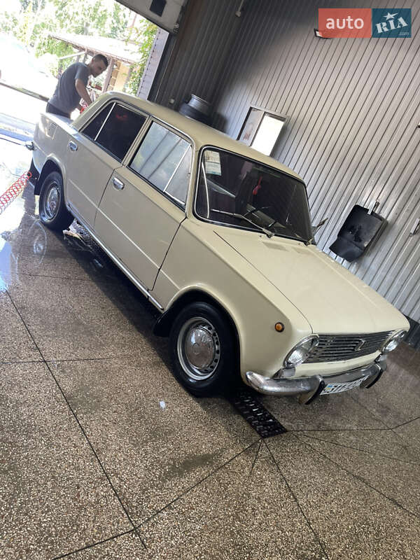 Седан ВАЗ / Lada 2101 1983 в Конотопе