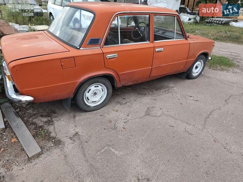 Седан ВАЗ / Lada 2101 1977 в Корюковке