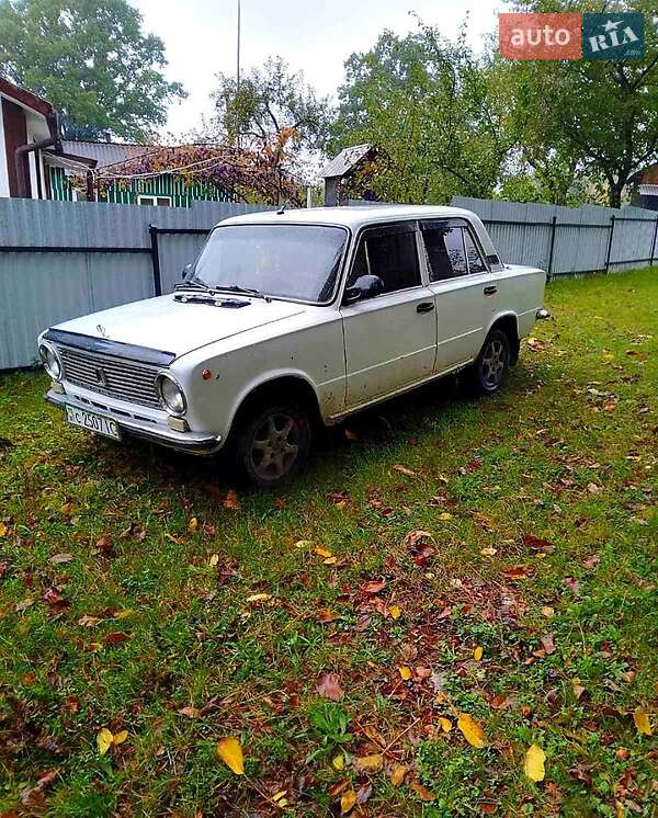Седан ВАЗ / Lada 2101 1987 в Сторожинце фото 5 Седан ВАЗ / Lada 2101 1987 в Сторожинце