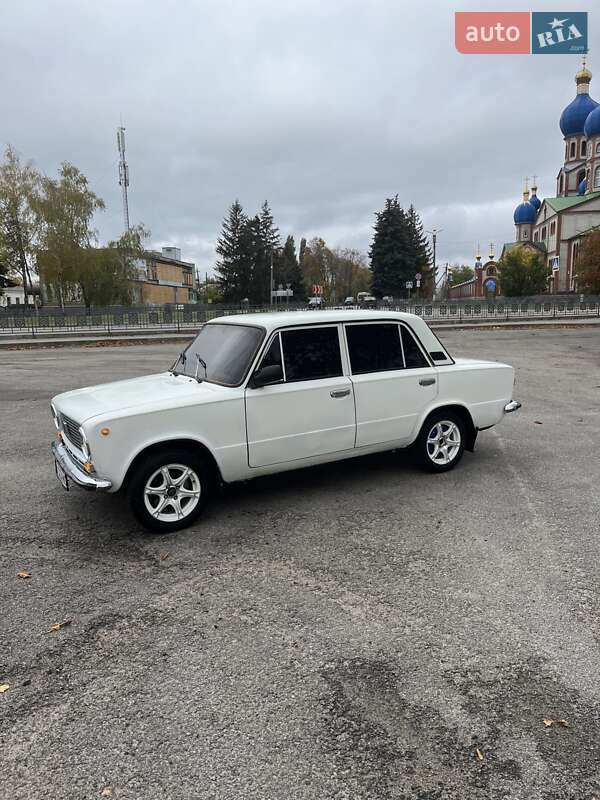 Седан ВАЗ / Lada 2101 1984 в Первомайске