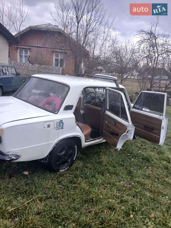 Седан ВАЗ / Lada 2101 1975 в Надворной