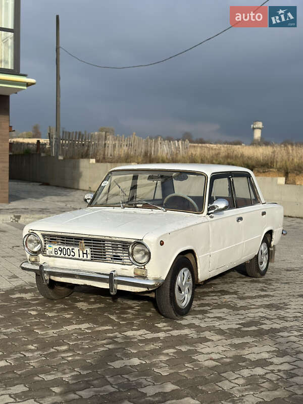 Седан ВАЗ / Lada 2101 1983 в Сокале фото Седан ВАЗ / Lada 2101 1983 в Сокале