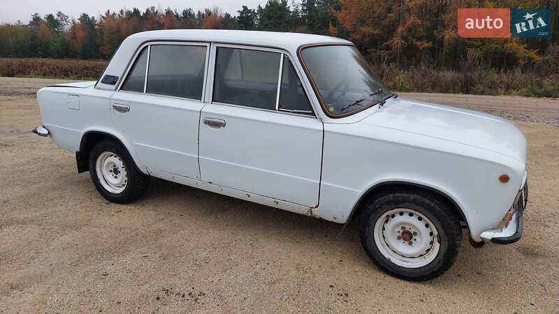 Седан ВАЗ / Lada 2101 1985 в Кременце фото 3 Седан ВАЗ / Lada 2101 1985 в Кременце