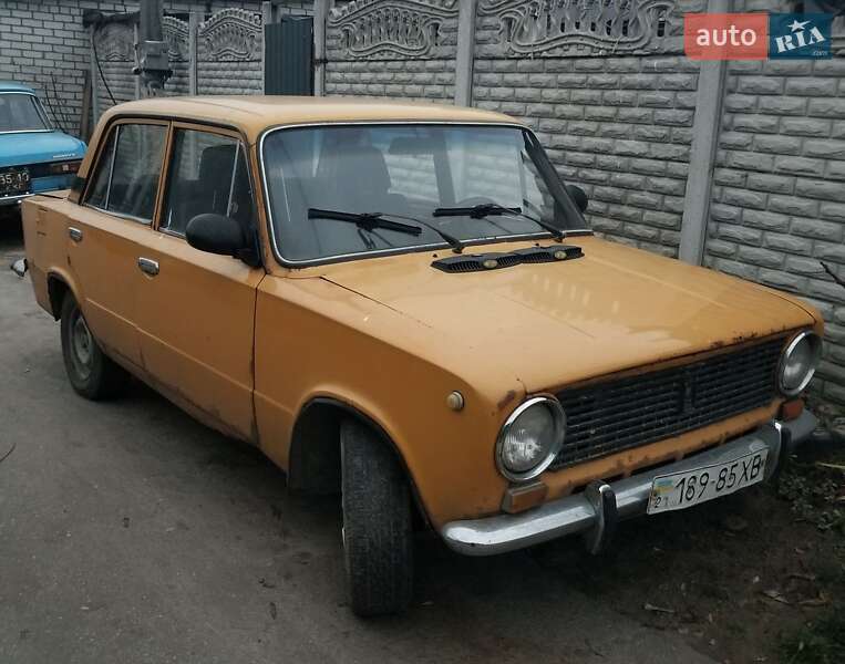 Седан ВАЗ / Lada 2101 1990 в Лозовой