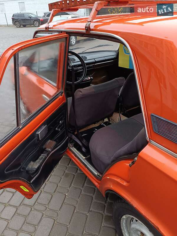 Седан ВАЗ / Lada 2101 1983 в Каменском