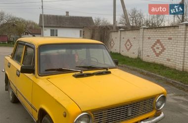 Седан ВАЗ / Lada 2101 1990 в Остроге