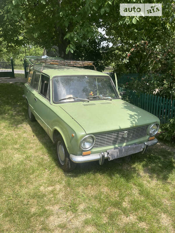 Универсал ВАЗ / Lada 2102 1983 в Кельменцах