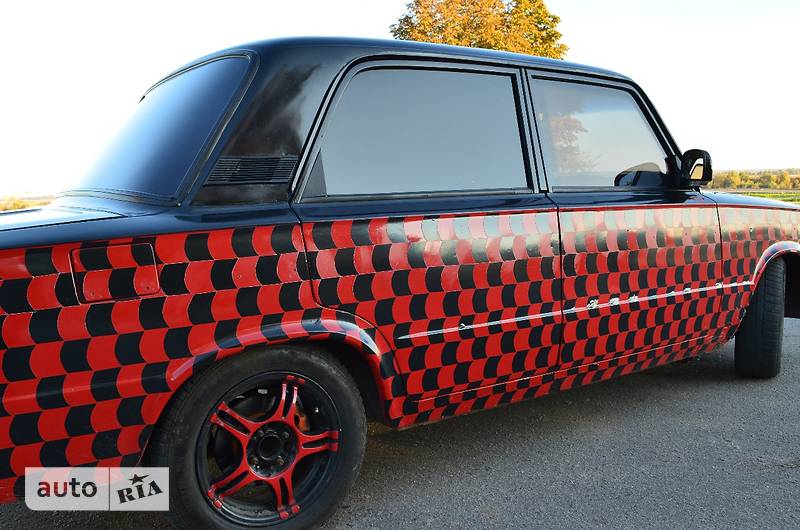 Седан ВАЗ / Lada 2103 2013 в Херсоне