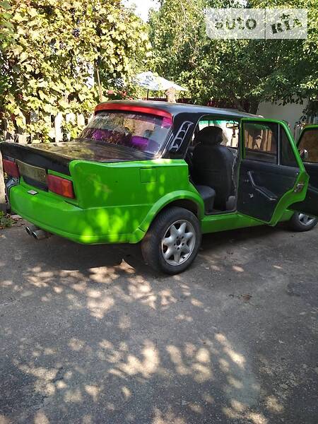 Седан ВАЗ / Lada 2103 1976 в Коростышеве