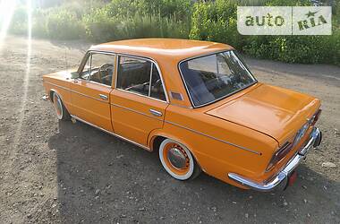 Седан ВАЗ / Lada 2103 1976 в Киеве