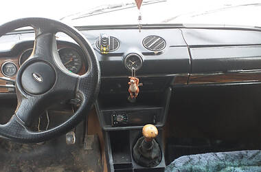 Седан ВАЗ / Lada 2103 1981 в Долині