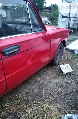 Седан ВАЗ / Lada 2103 1980 в Золотоноше