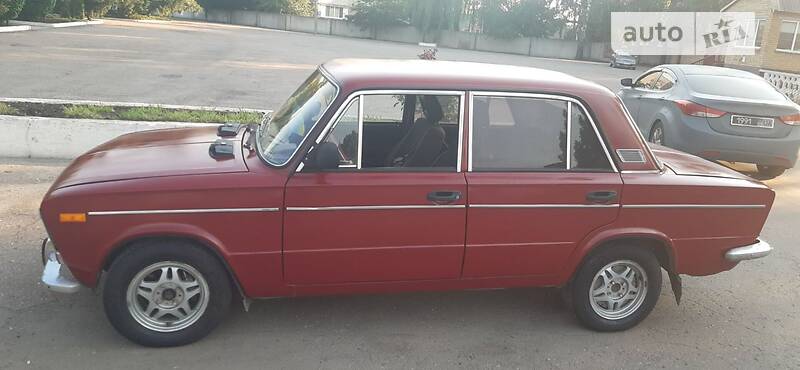 Седан ВАЗ / Lada 2103 1973 в Покровске