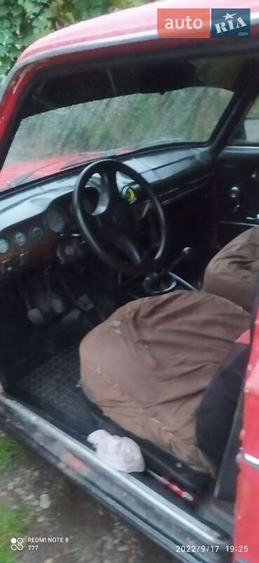 Седан ВАЗ / Lada 2103 1977 в Іршаві