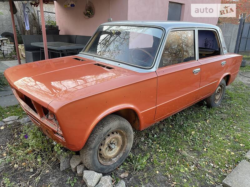 Седан ВАЗ / Lada 2103 1975 в Кременчуці фото 6 Седан ВАЗ / Lada 2103 1975 в Кременчуці