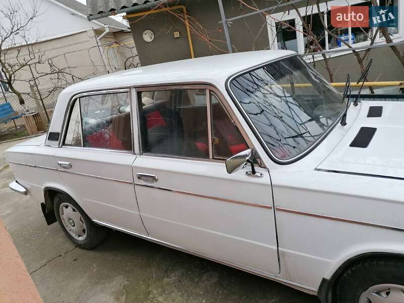 Седан ВАЗ / Lada 2103 1975 в Новоселице