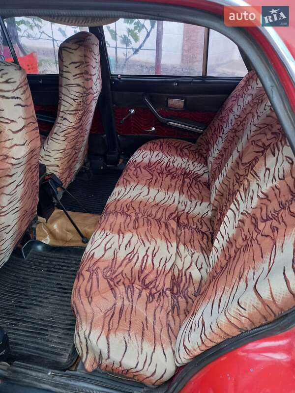 Седан ВАЗ / Lada 2103 1977 в Верхнеднепровске фото 8 Седан ВАЗ / Lada 2103 1977 в Верхнеднепровске