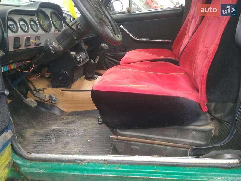 Седан ВАЗ / Lada 2103 1981 в Теребовле