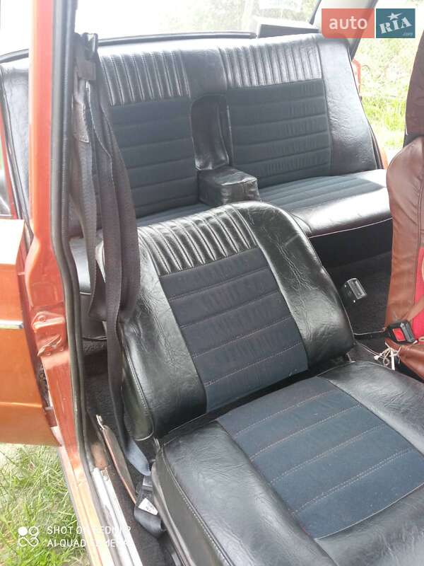 Седан ВАЗ / Lada 2103 1979 в Барановке