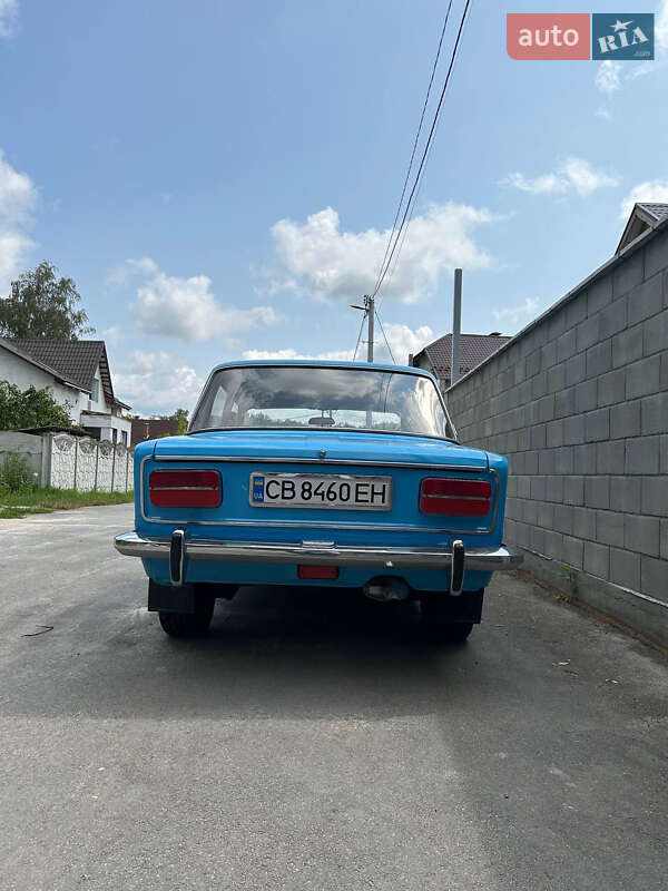Седан ВАЗ / Lada 2103 1980 в Чернігові
