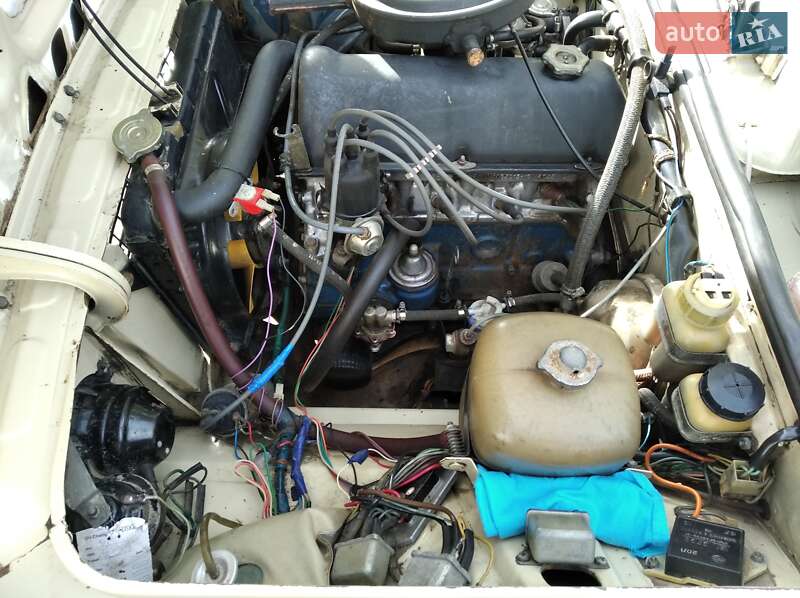 Седан ВАЗ / Lada 2103 1981 в Миколаєві