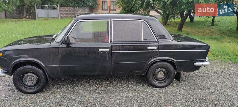 Седан ВАЗ / Lada 2103 1980 в Сумах