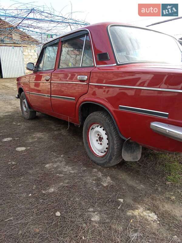 Седан ВАЗ / Lada 2103 1975 в Подольске