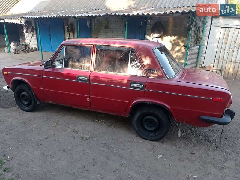 Седан ВАЗ / Lada 2103 1974 в Киеве