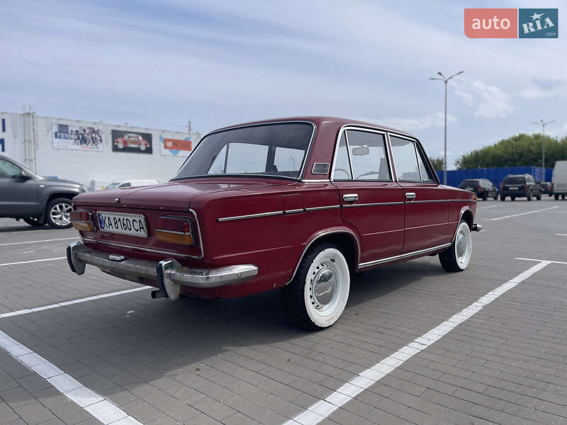 Седан ВАЗ / Lada 2103 1974 в Киеве