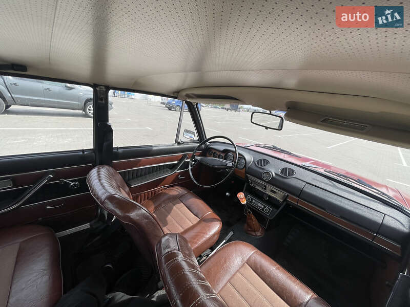 Седан ВАЗ / Lada 2103 1974 в Киеве