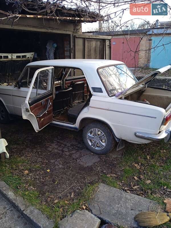 Седан ВАЗ / Lada 2103 1982 в Кропивницком