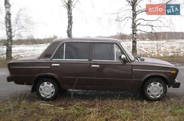 Седан ВАЗ / Lada 2103 1977 в Городні