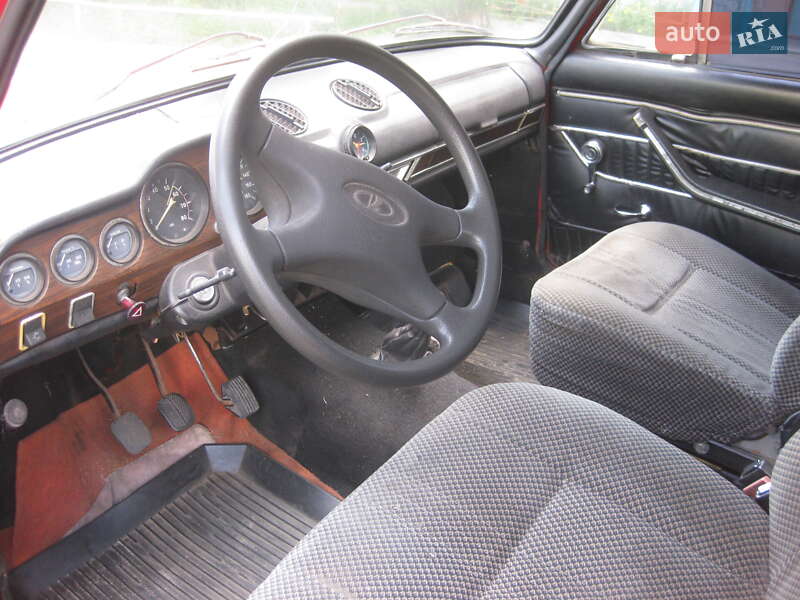 Седан ВАЗ / Lada 2103 1976 в Киеве